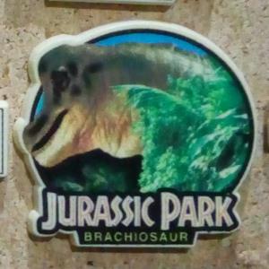 Pin's Jurassic Park Brachiosaur (01)